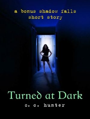 Muse פנטזיה - Fantasy Turned at Dark: A Bonus Shadow Falls Short Story