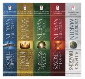 Muse פנטזיה - Fantasy George R. R. Martin's A Game of Thrones 5-Book Boxed Set (Song of Ice and Fire Series): A Game of Thrones, A Clash of Kings, A Sto